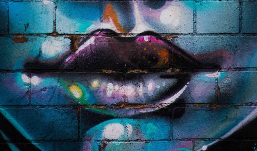 Critiques d'oeuvres culturelles et artistiques